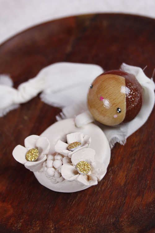 (image pour) Petite Couronne Florale Fraise